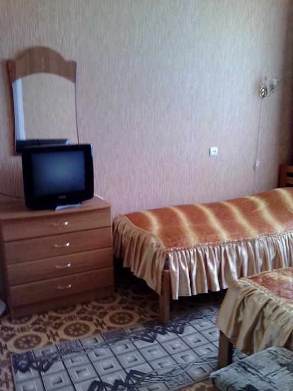 Kremin Hotel Kremenetsʼ Quarto foto