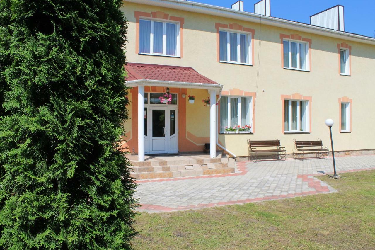 Kremin Hotel Kremenetsʼ Exterior foto
